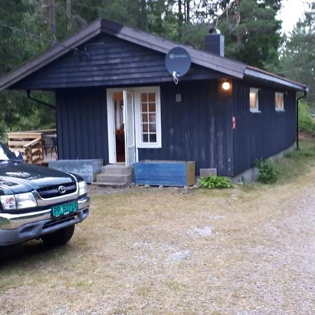 Granheim Hytte Med 2 Soverom Birkeland ภายนอก รูปภาพ