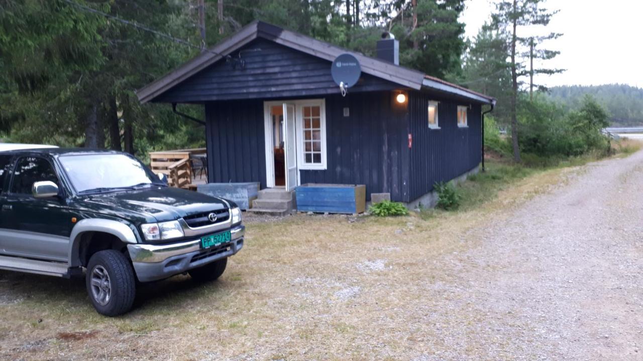 Granheim Hytte Med 2 Soverom Birkeland ภายนอก รูปภาพ